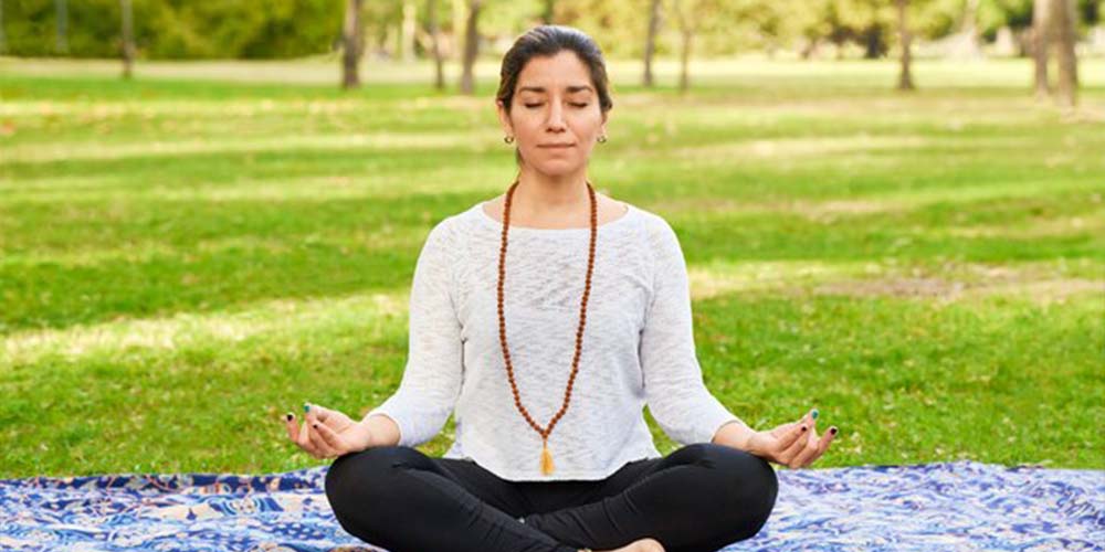 Read more about the article 10 Tips to Meditate Effectively and Boost Your Mental Health