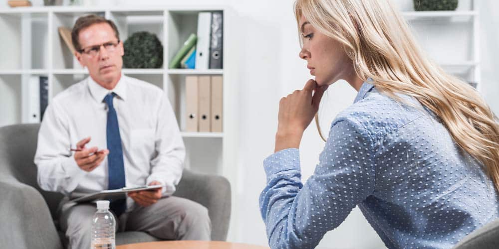 Read more about the article Bipolar Signs & Treatment When Should Women Consult a Doctor